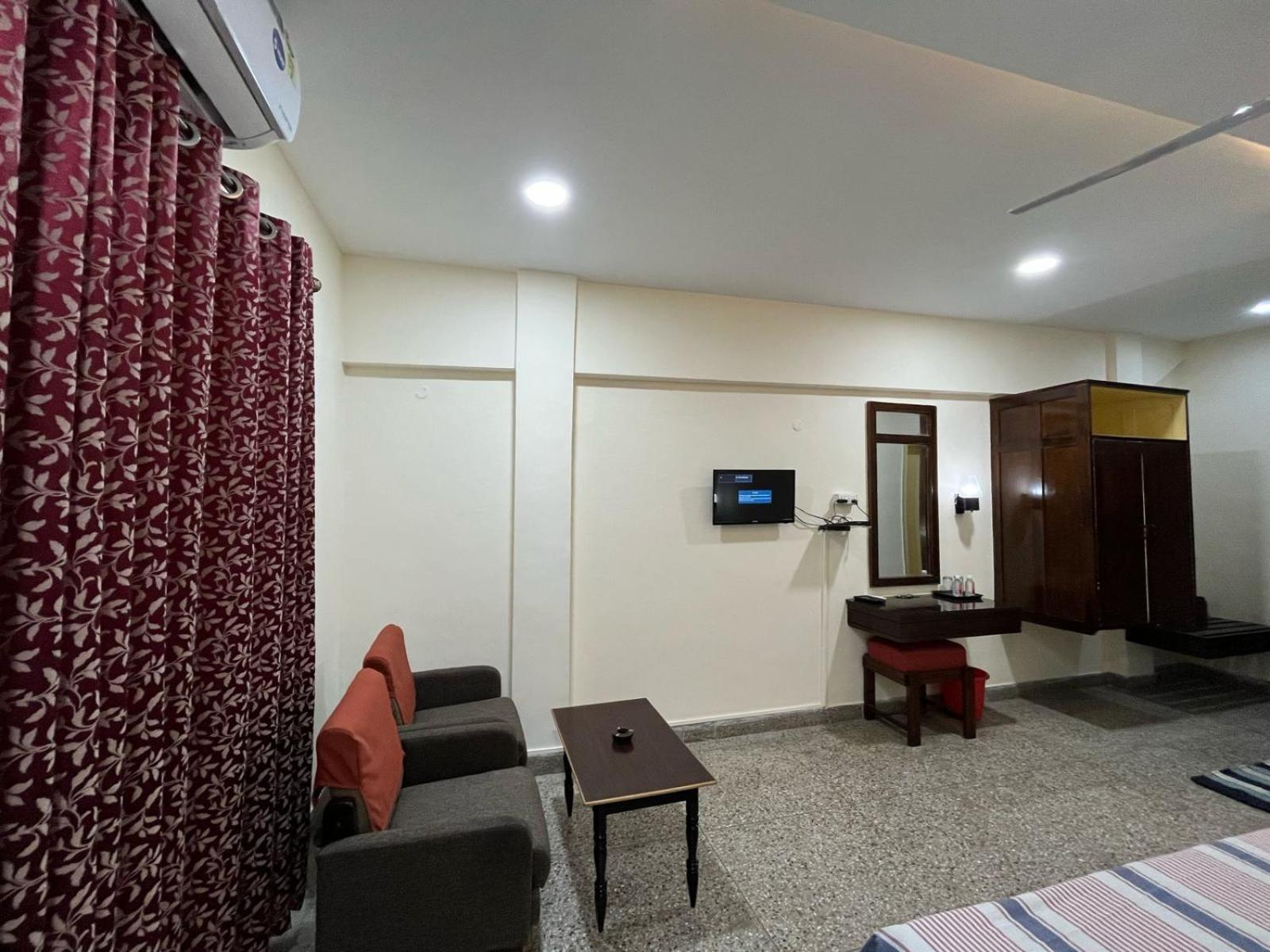 Gautam Hotel Βαρανάσι Εξωτερικό φωτογραφία