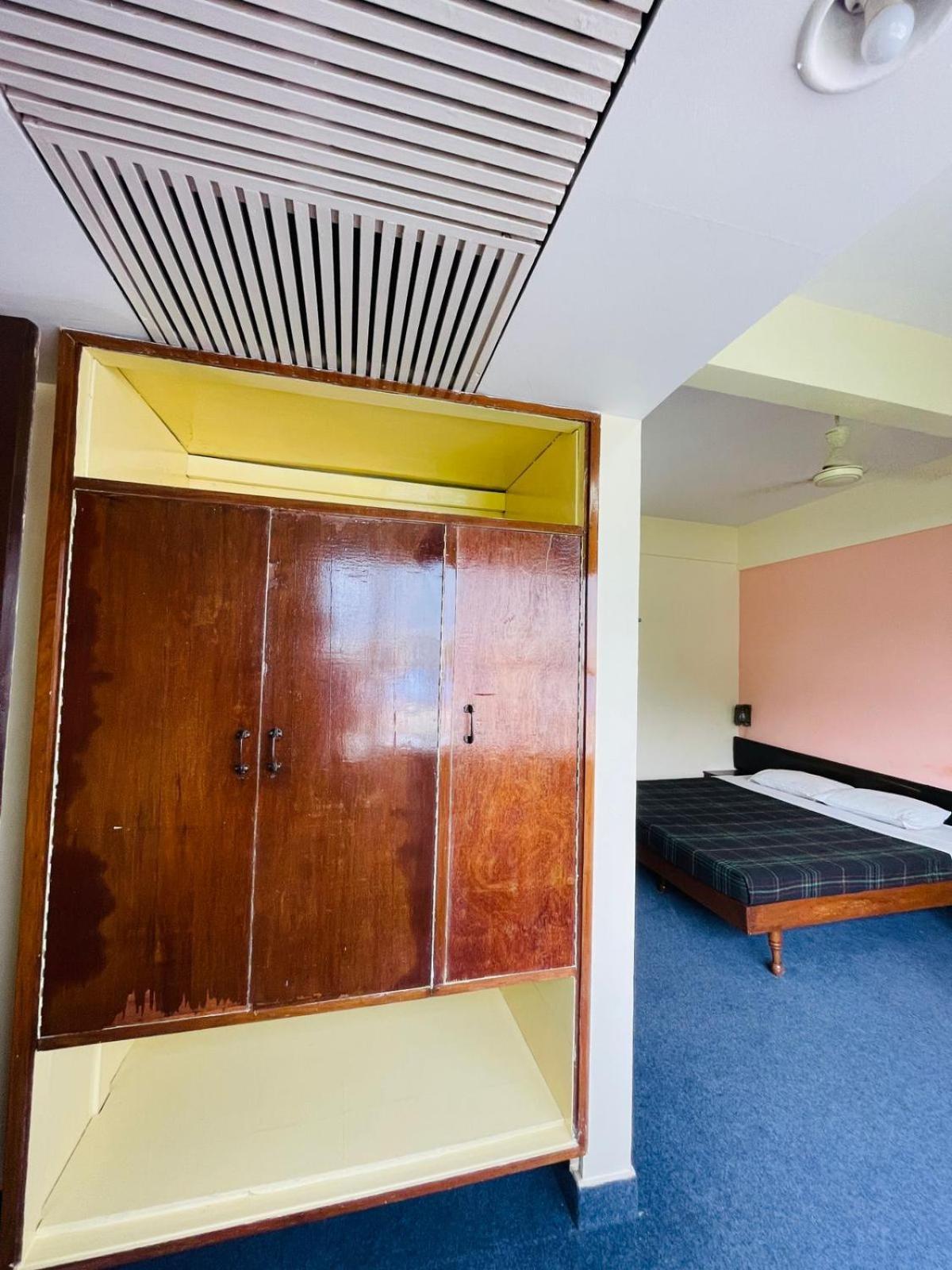 Gautam Hotel Βαρανάσι Εξωτερικό φωτογραφία