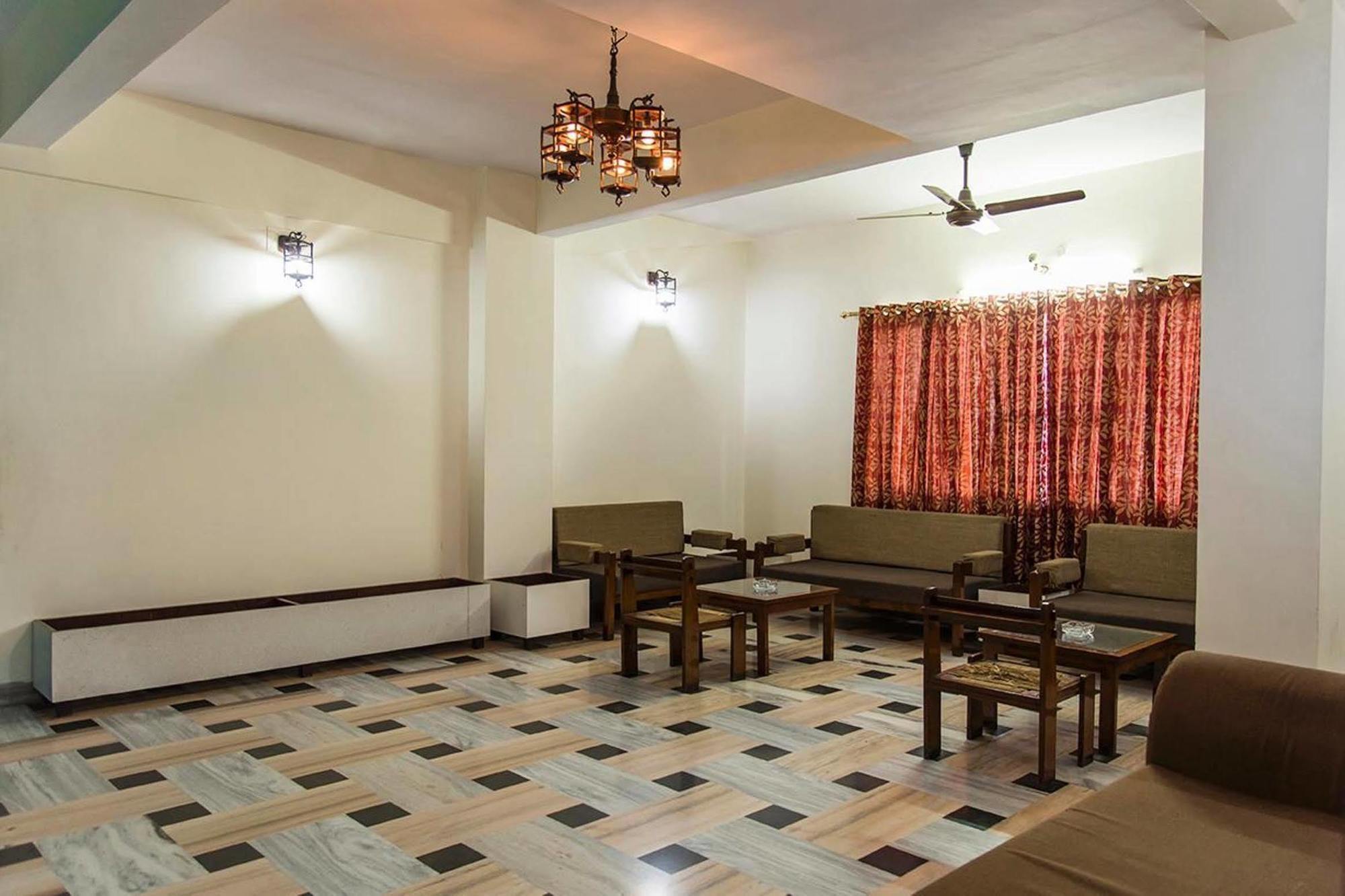 Gautam Hotel Βαρανάσι Εξωτερικό φωτογραφία